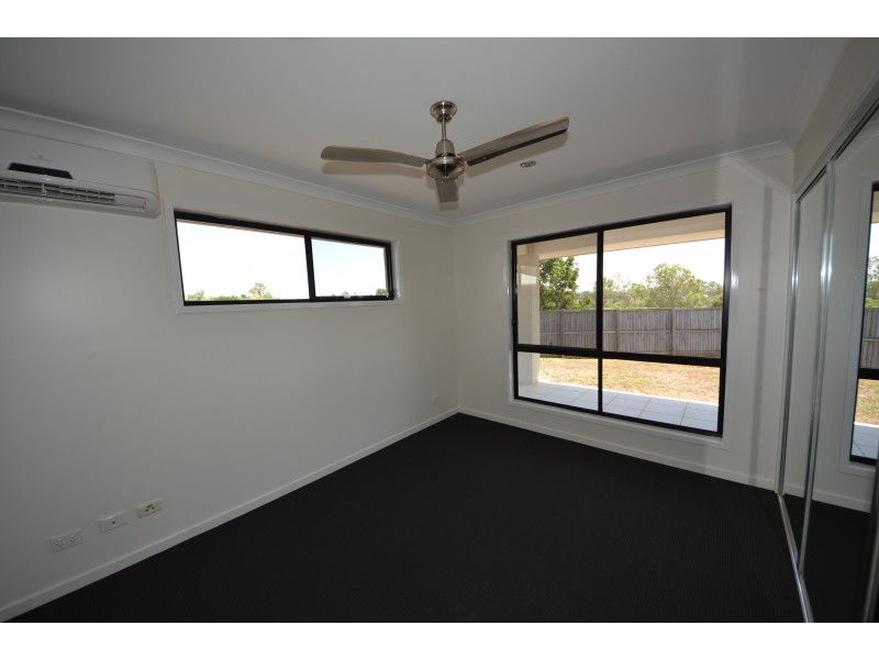 24 Viney St, Gracemere QLD 4702
