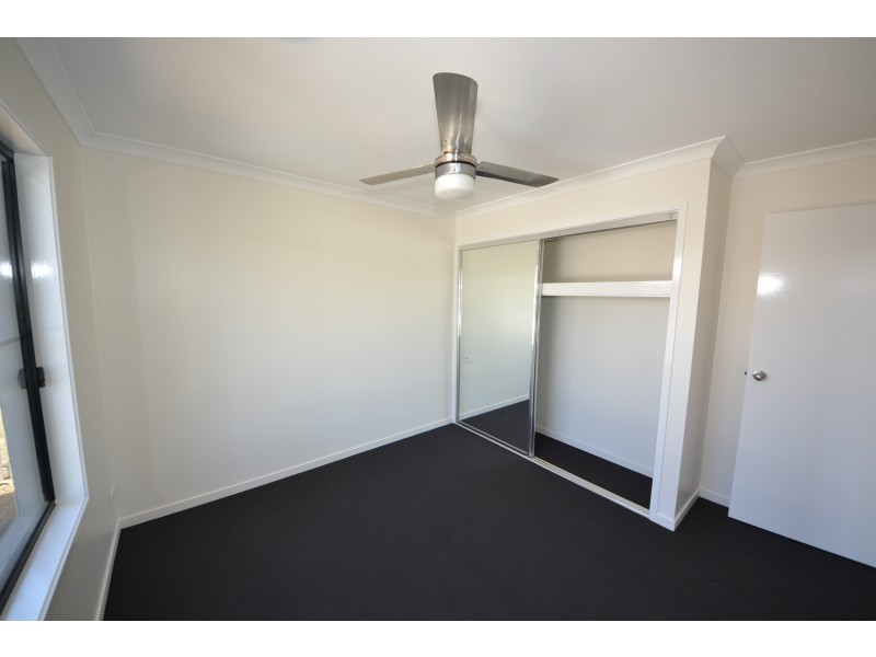 24 Viney St, Gracemere QLD 4702