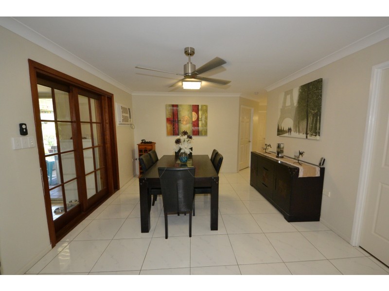 10 Lamb Ave, Gracemere QLD 4702