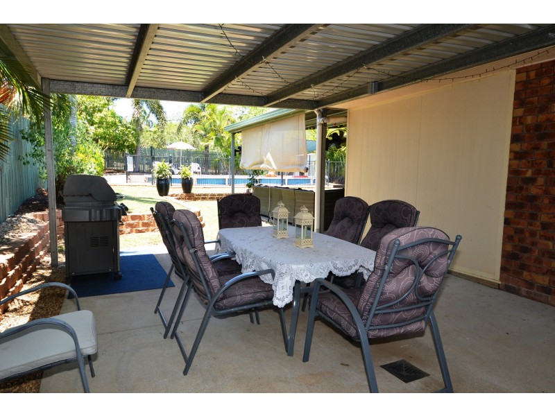 10 Lamb Ave, Gracemere QLD 4702