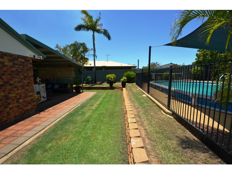 10 Lamb Ave, Gracemere QLD 4702