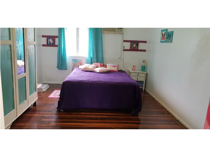 38 Central St, Mount Morgan QLD 4714