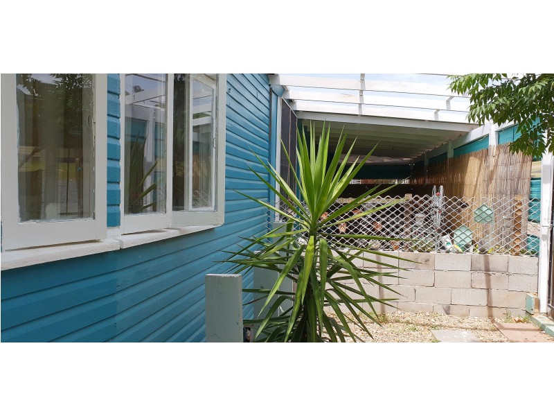 38 Central St, Mount Morgan QLD 4714