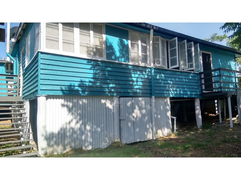 38 Central St, Mount Morgan QLD 4714