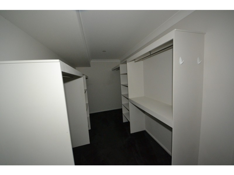 12 Anna Meares Ave, Gracemere QLD 4702