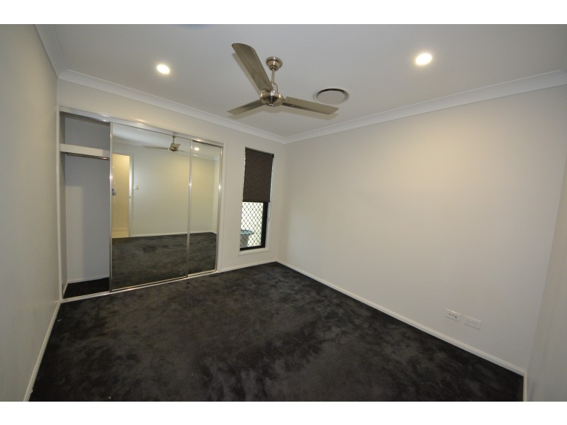 12 Anna Meares Ave, Gracemere QLD 4702