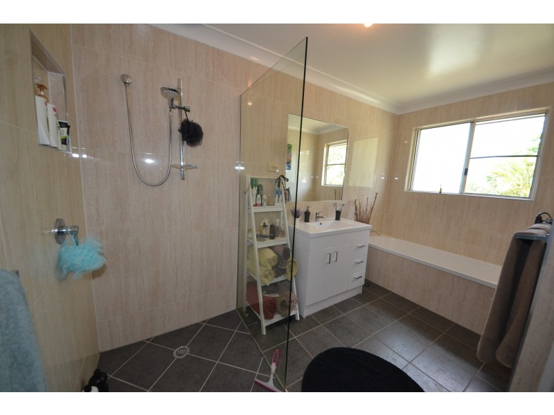 29 NEERKOL Street, Kabra QLD 4702