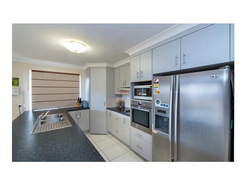 58 Buxton Dr, Gracemere QLD 4702