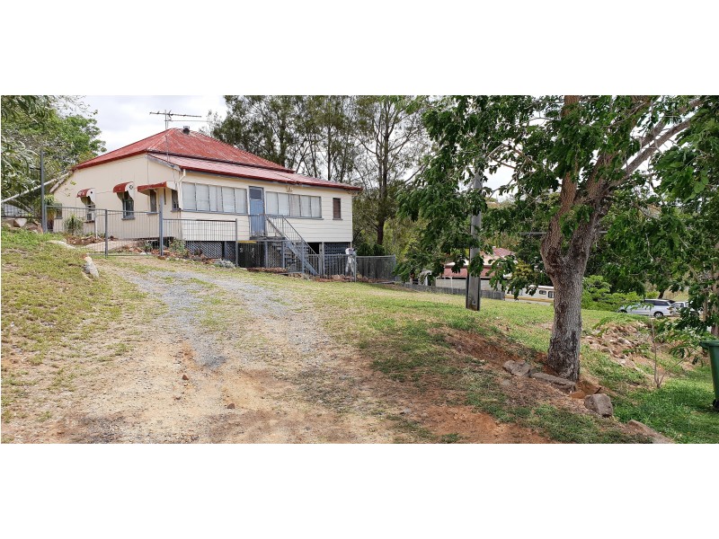 72 Darcy St, Mount Morgan QLD 4714
