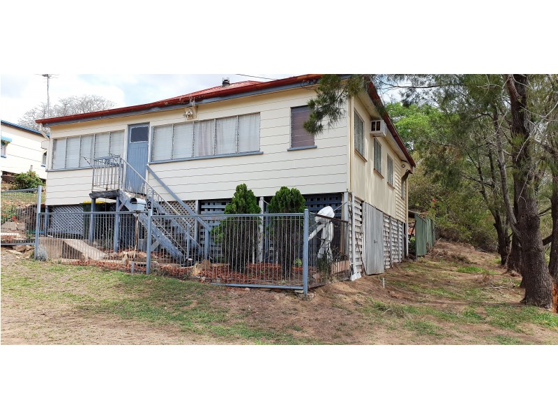 72 Darcy St, Mount Morgan QLD 4714