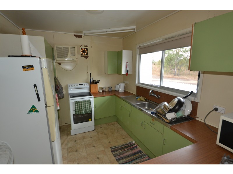 50487 Burnett Hwy, Mount Morgan QLD 4714