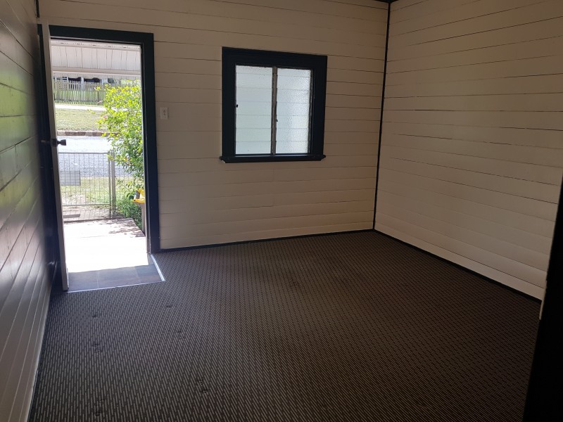 133 East St, Mount Morgan QLD 4714