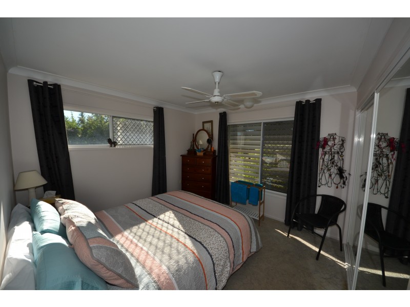 6 Deakin Cl, Gracemere QLD 4702