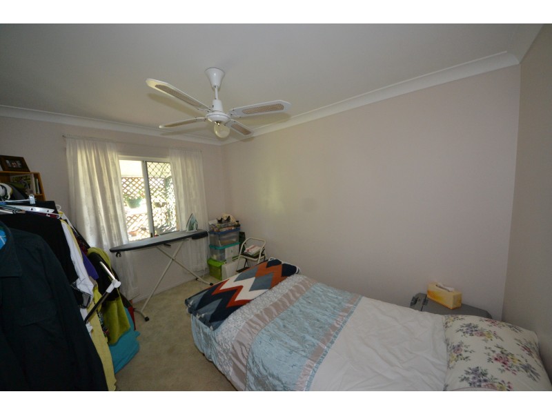 6 Deakin Cl, Gracemere QLD 4702
