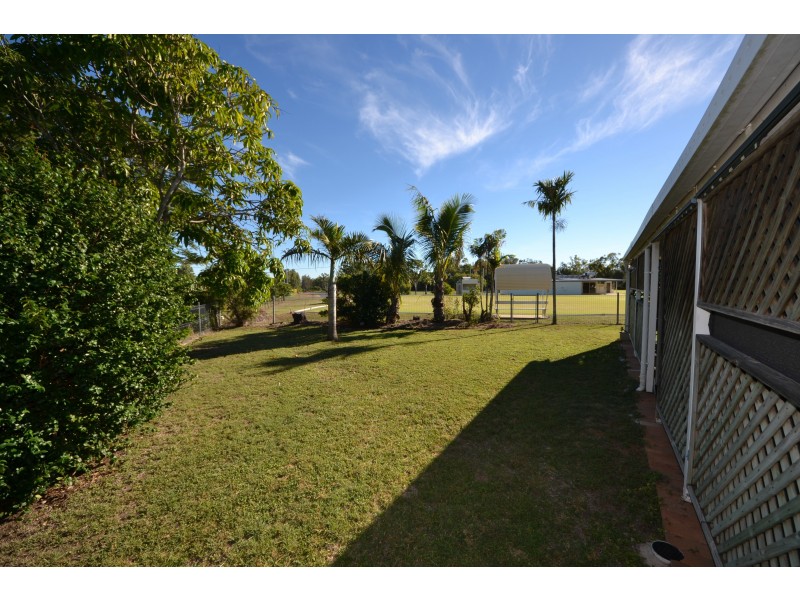 6 Deakin Cl, Gracemere QLD 4702