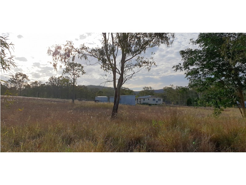 2 Callaghan Lane, Horse Creek QLD 4714