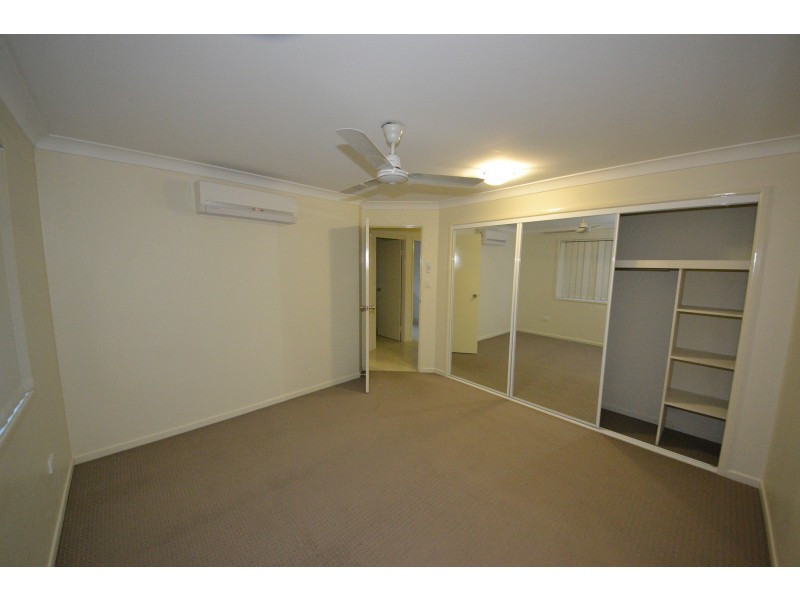 33 Leichhardt Dr, Gracemere QLD 4702