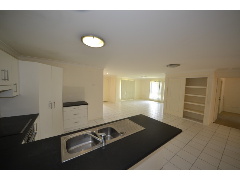 31 Seonaid Pl, Gracemere QLD 4702