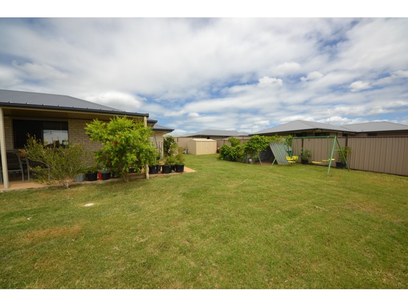 14 Premier Ct, Gracemere QLD 4702
