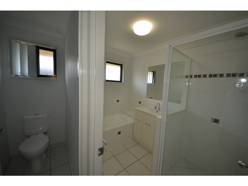 2 Isabel Ct, Gracemere QLD 4702