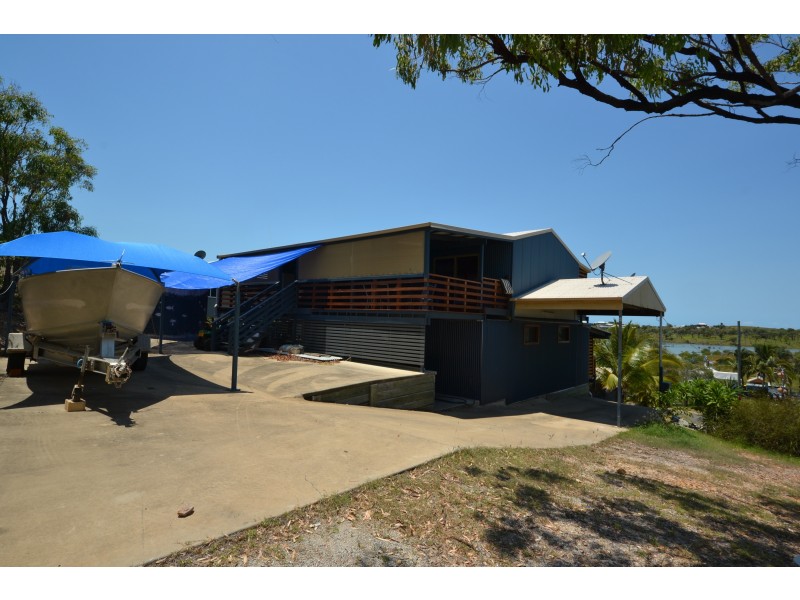 25 Schnapper Dr, Stanage QLD 4702