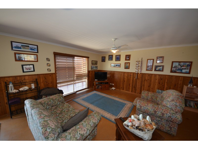 25 Schnapper Dr, Stanage QLD 4702