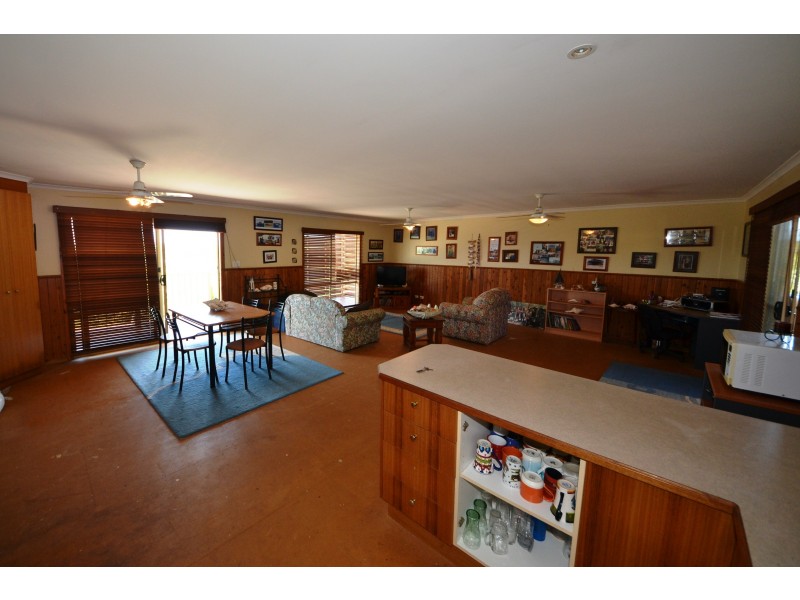 25 Schnapper Dr, Stanage QLD 4702