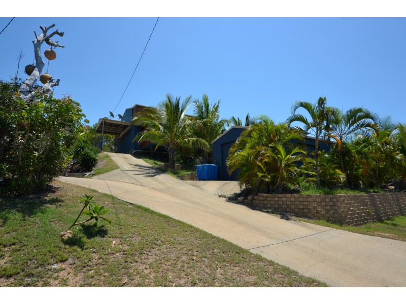 25 Schnapper Dr, Stanage QLD 4702