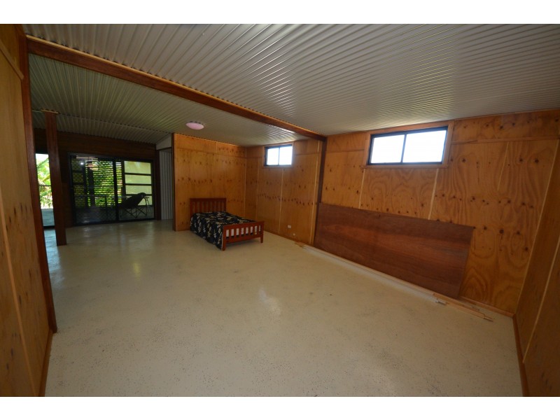 25 Schnapper Dr, Stanage QLD 4702