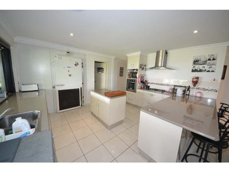 257 Stanwell-waroula Rd, Stanwell QLD 4702