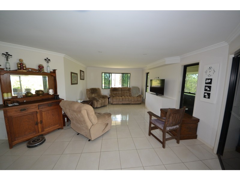 257 Stanwell-waroula Rd, Stanwell QLD 4702