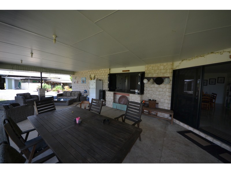 257 Stanwell-waroula Rd, Stanwell QLD 4702