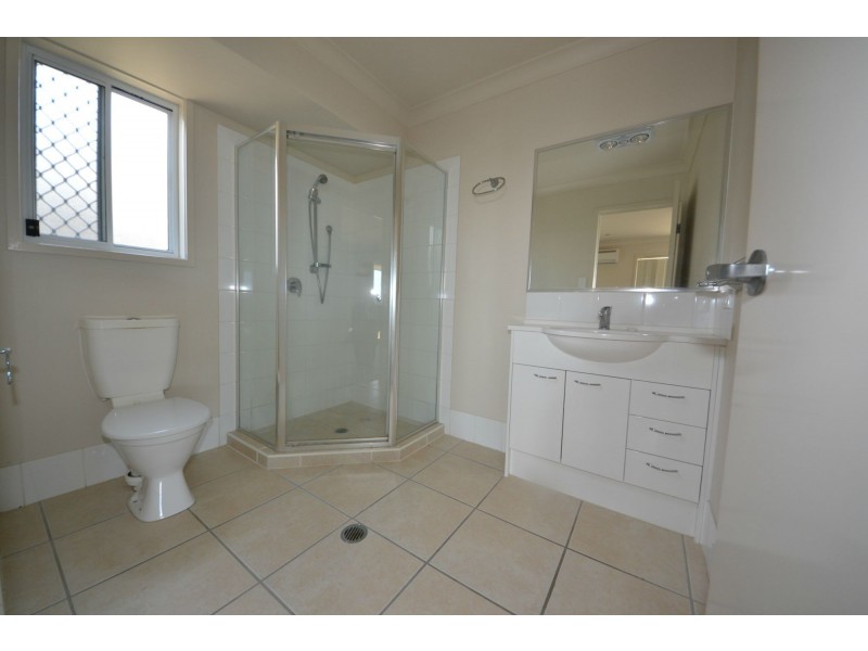 29 Tawarra Crescent, Gracemere QLD 4702