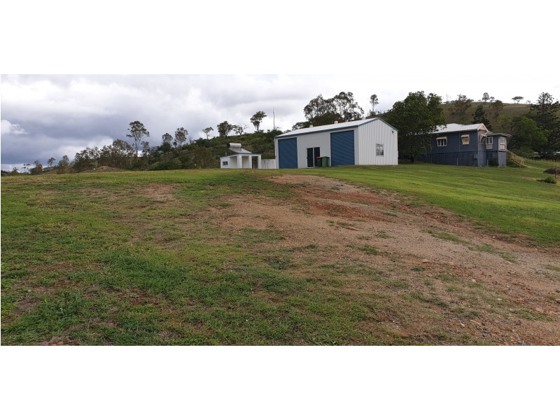 12 Crown St, Mount Morgan QLD 4714