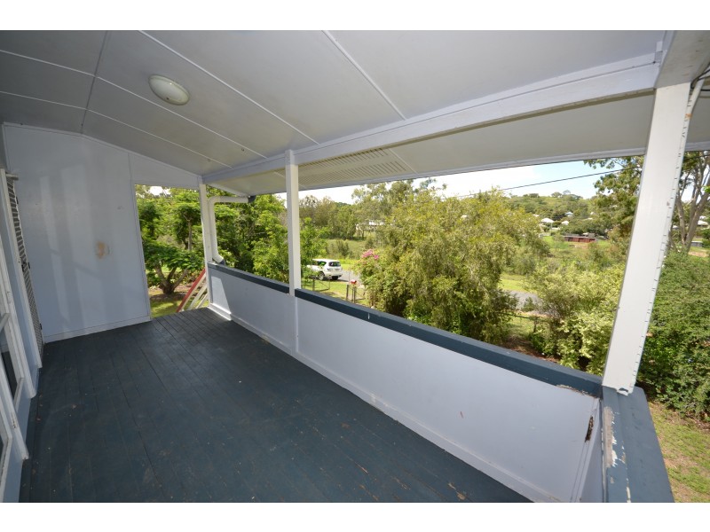 10 Sheil Cres, Mount Morgan QLD 4714