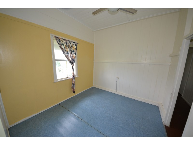 1 Meinberg St, Mount Morgan QLD 4714