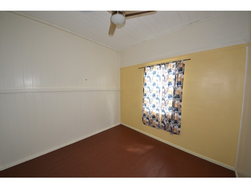 1 Meinberg St, Mount Morgan QLD 4714