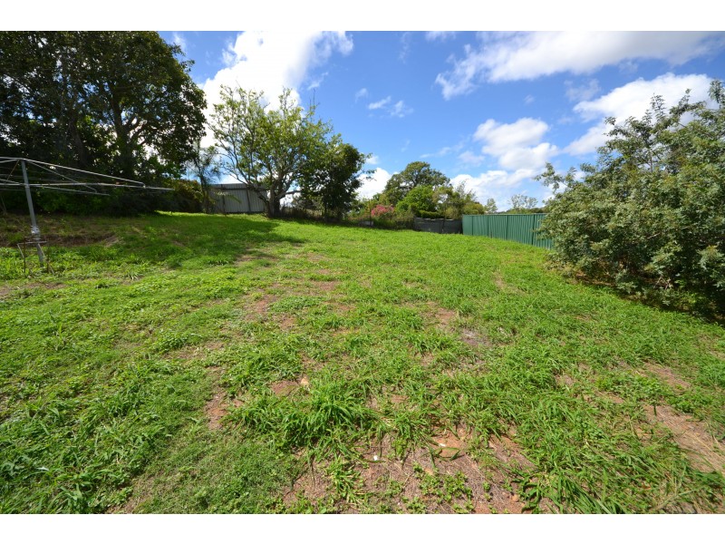 1 Meinberg St, Mount Morgan QLD 4714
