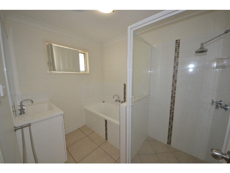 1 Jamieson St, Gracemere QLD 4702