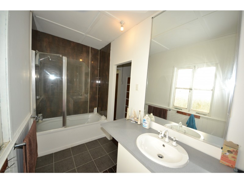 3 Calliungal La Calliungal Rd, Baree QLD 4714