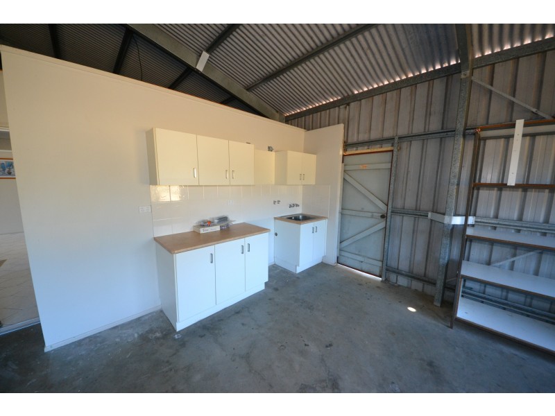159 Somerset Rd, Gracemere QLD 4702
