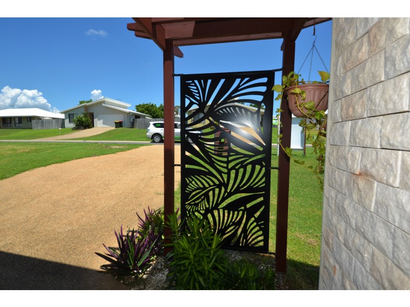 12 Viney St, Gracemere QLD 4702