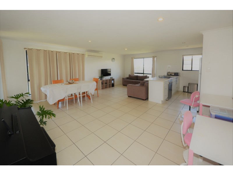 12 Viney St, Gracemere QLD 4702