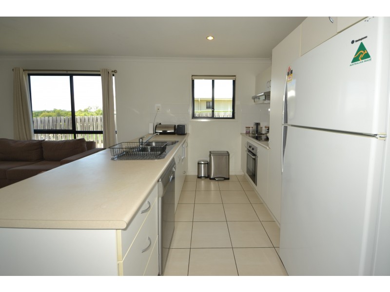 12 Viney St, Gracemere QLD 4702