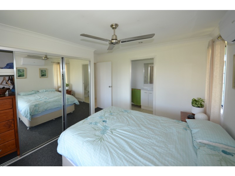 12 Viney St, Gracemere QLD 4702