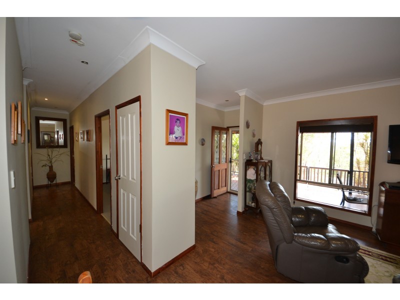 71 Preston Rd, Bouldercombe QLD 4702