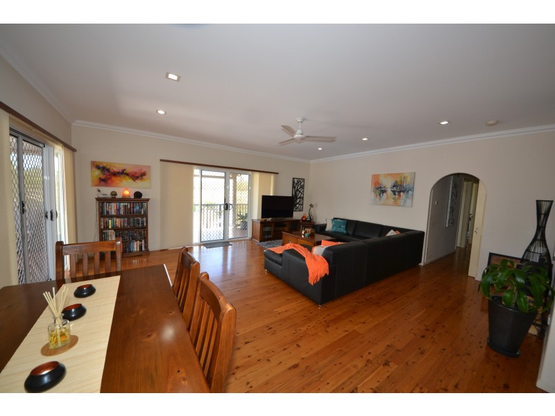 5 Kroombit Dr, Bouldercombe QLD 4702