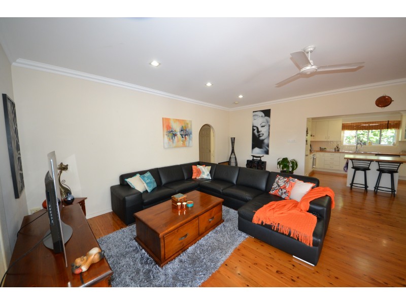 5 Kroombit Dr, Bouldercombe QLD 4702