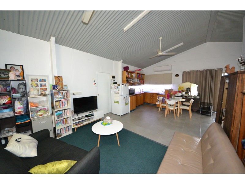11 Platen St, Gracemere QLD 4702