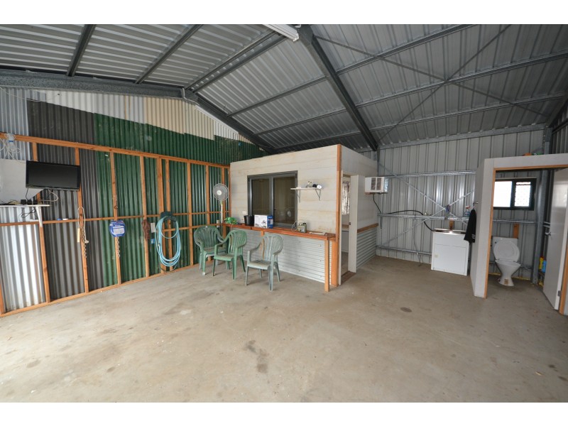 11 Platen St, Gracemere QLD 4702